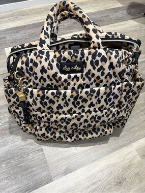 Itzy Ritzy Leopard Print convertible Diaper Bag Tote